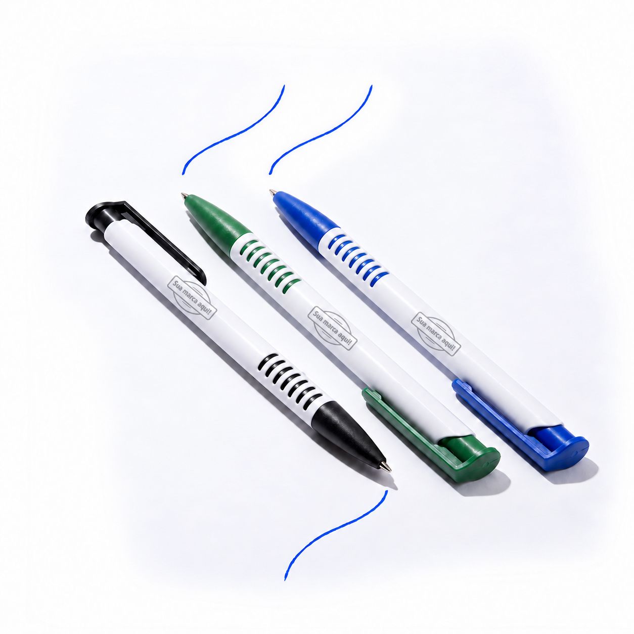 Caneta plástica com carga esferográfica azul 1.0 mm e acionamento por clique.

Medidas aproximadas para gravação (CxL):  3 cm x 0,7 cm

Tamanho total aproximado  (CxL):  13,8 cm x 1,2 cm